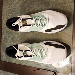 Nike Zoom Freak 4 Sneakers